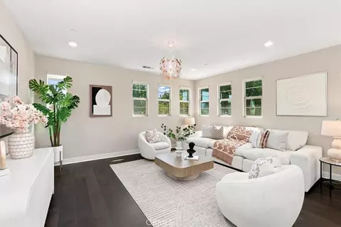 Living - 102 Score, Irvine, CA 92618 photo 4 of 4