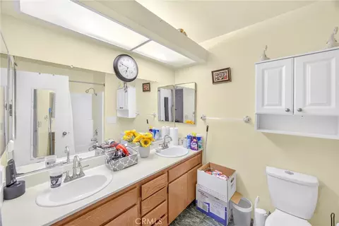 Bath - 7074 Sterling Ct, Rancho Cucamonga, CA 91701 photo 2 of 2