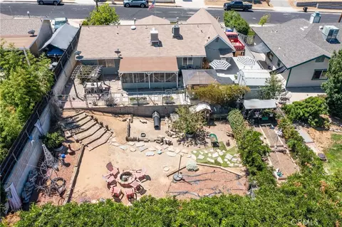 View/Area - 34336 Pecan Ave, Yucaipa, CA 92399 photo 1 of 6