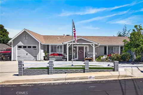Exterior - 34336 Pecan Ave, Yucaipa, CA 92399 photo 2 of 9