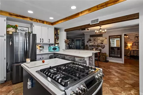 Kitchen - 34336 Pecan Ave, Yucaipa, CA 92399 photo 4 of 4