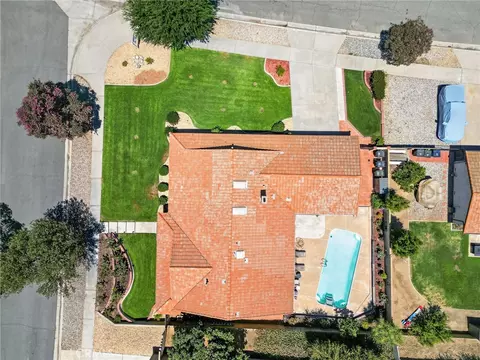 View/Area - 161 Channing St, Redlands, CA 92373 photo 7 of 7