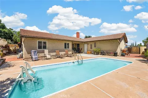 Exterior - 161 Channing St, Redlands, CA 92373 photo 5 of 10
