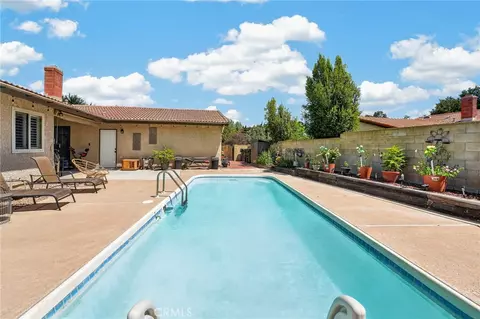 Exterior - 161 Channing St, Redlands, CA 92373 photo 6 of 10