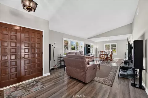 Entry Way - 161 Channing St, Redlands, CA 92373 photo 2 of 4