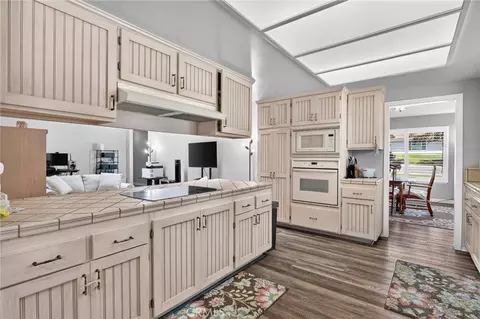 Kitchen - 161 Channing St, Redlands, CA 92373 photo 2 of 3