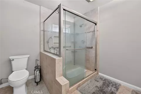 Bath - 161 Channing St, Redlands, CA 92373 photo 4 of 4