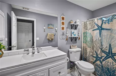Bath - 11922 Bornite Ave, Hesperia, CA 92345 photo 2 of 2