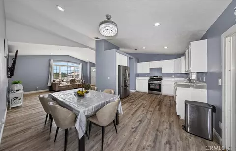 Entry Way - 11922 Bornite Ave, Hesperia, CA 92345 photo 3 of 3