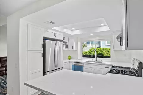 Kitchen - 921 Boon Pl #A, Corona, CA 92881 photo 2 of 5