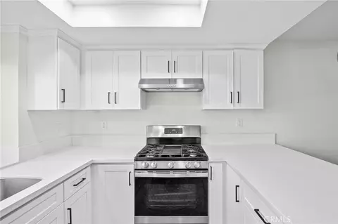 Kitchen - 921 Boon Pl #A, Corona, CA 92881 photo 3 of 5