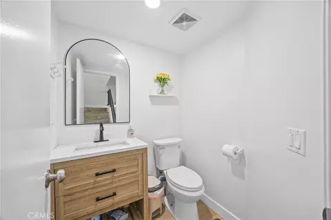 Bath - 921 Boon Pl #A, Corona, CA 92881 photo 1 of 5