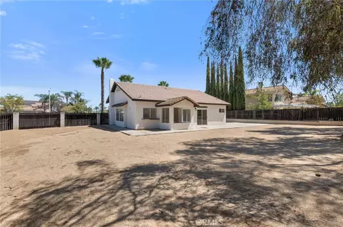 Exterior - 1074 Basilone Dr, Riverside, CA 92506 photo 5 of 8