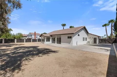 Exterior - 1074 Basilone Dr, Riverside, CA 92506 photo 6 of 8