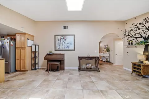 Entry Way - 14310 Choco Rd, Apple Valley, CA 92307 photo 1 of 4