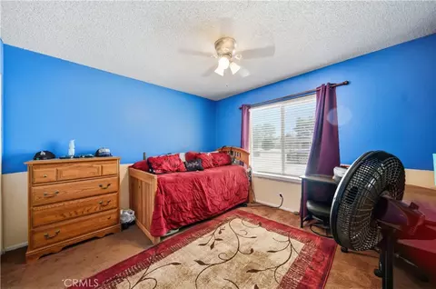 Bedroom - 14310 Choco Rd, Apple Valley, CA 92307 photo 4 of 5