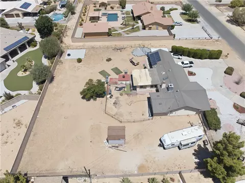 View/Area - 14310 Choco Rd, Apple Valley, CA 92307 photo 6 of 6