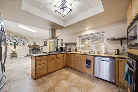 Kitchen - 14310 Choco Rd, Apple Valley, CA 92307 photo 1 of 3