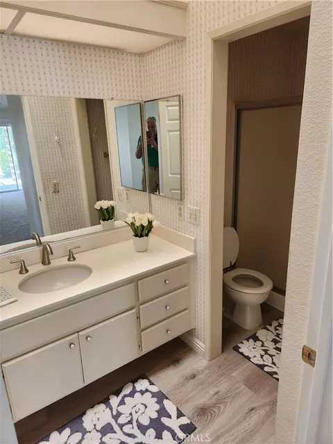 Bath - 832 Pine Vly, Banning, CA 92220 photo 1 of 2