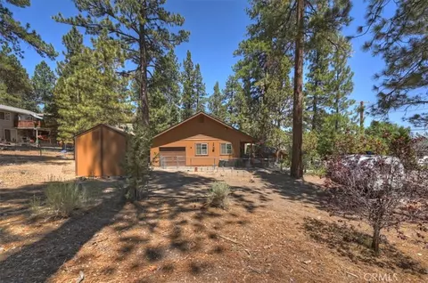 Exterior - 1412 Malabar, Big Bear City, CA 92314 photo 4 of 10