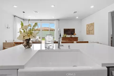 Kitchen - 2415 Wild Oak Ct, Perris, CA 92570 photo 2 of 2