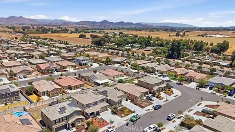 View/Area - 2415 Wild Oak Ct, Perris, CA 92570 photo 3 of 3
