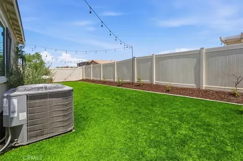 Exterior - 2415 Wild Oak Ct, Perris, CA 92570 photo 2 of 4