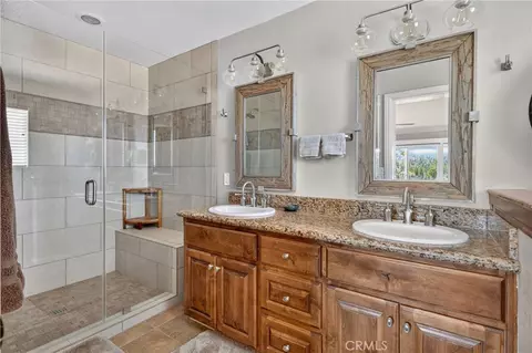 Bath - 26695 Modoc, Lake Arrowhead, CA 92352 photo 3 of 4