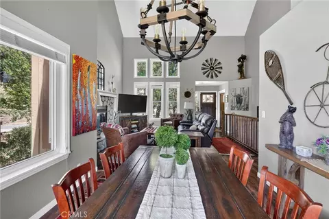 Dining - 26695 Modoc, Lake Arrowhead, CA 92352 photo 2 of 4