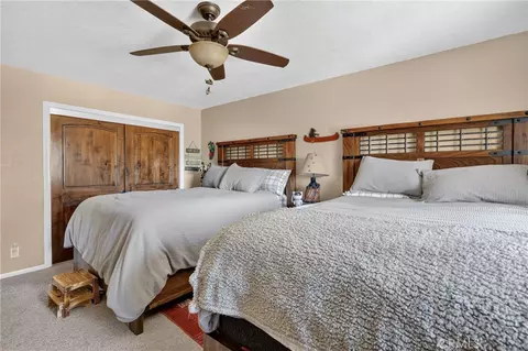 Bedroom - 26695 Modoc, Lake Arrowhead, CA 92352 photo 6 of 12