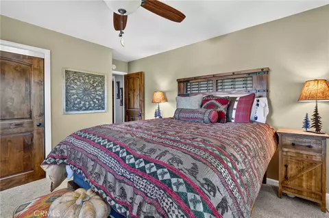 Bedroom - 26695 Modoc, Lake Arrowhead, CA 92352 photo 10 of 12