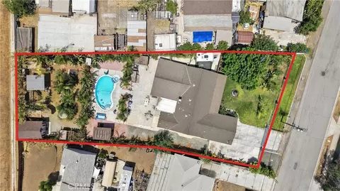 View/Area - 5976 Robinson Ave, Riverside, CA 92503 photo 2 of 7