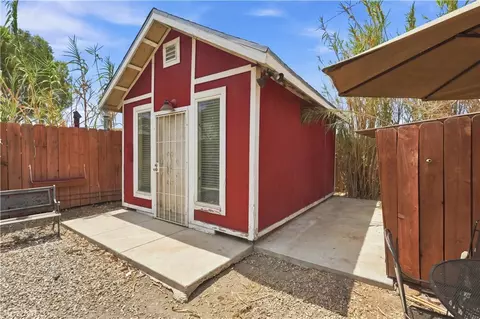 Exterior - 5976 Robinson Ave, Riverside, CA 92503 photo 11 of 18