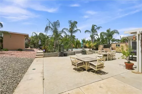 Exterior - 5976 Robinson Ave, Riverside, CA 92503 photo 4 of 18