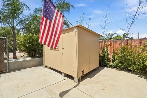 Exterior - 5976 Robinson Ave, Riverside, CA 92503 photo 10 of 18