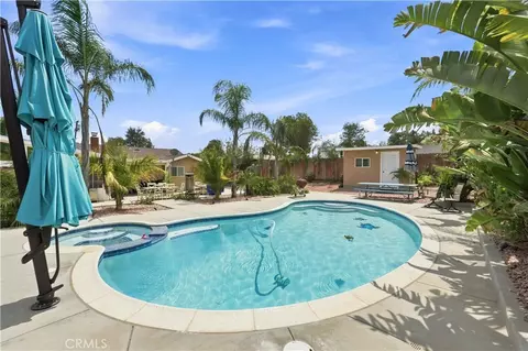 Exterior - 5976 Robinson Ave, Riverside, CA 92503 photo 6 of 18