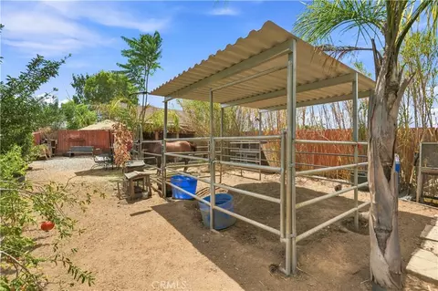 Exterior - 5976 Robinson Ave, Riverside, CA 92503 photo 13 of 18