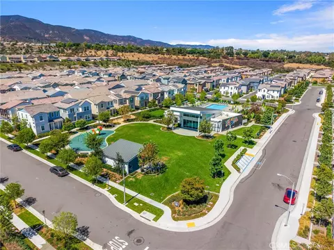 View/Area - 4036 Shada Ln, Corona, CA 92883 photo 14 of 16