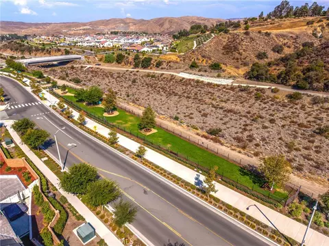 View/Area - 4036 Shada Ln, Corona, CA 92883 photo 15 of 16