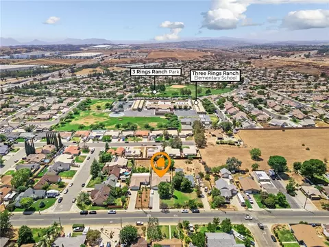 View/Area - 1063 Elm Ave, Beaumont, CA 92223 photo 5 of 6