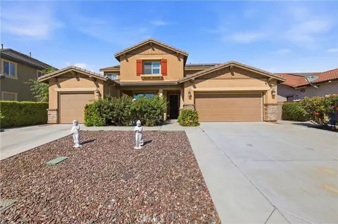 6111 Peregrine Dr, Jurupa Valley, CA 91752