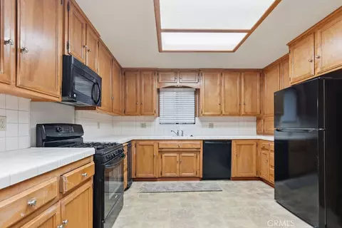 Kitchen - 24776 Basel, Crestline, CA 92325 photo 2 of 4