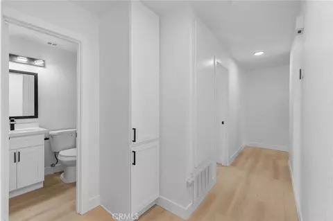 Entry Way - 1529 E Hazeltine St, Ontario, CA 91761 photo 4 of 5