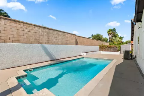 Exterior - 1529 E Hazeltine St, Ontario, CA 91761 photo 3 of 7