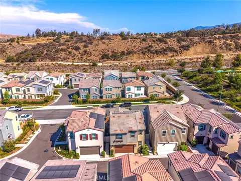 View/Area - 4092 Spring Haven Ln, Corona, CA 92883 photo 2 of 24