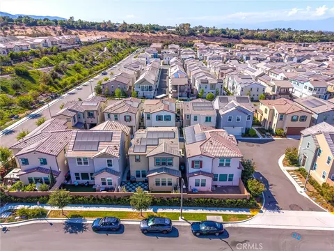View/Area - 4092 Spring Haven Ln, Corona, CA 92883 photo 4 of 24