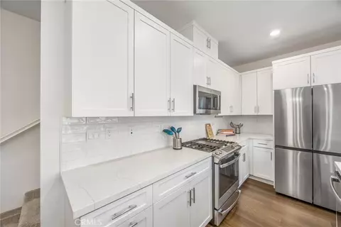 Kitchen - 4092 Spring Haven Ln, Corona, CA 92883 photo 4 of 4