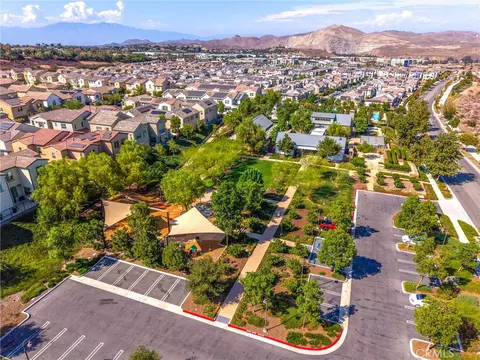 View/Area - 4092 Spring Haven Ln, Corona, CA 92883 photo 20 of 24