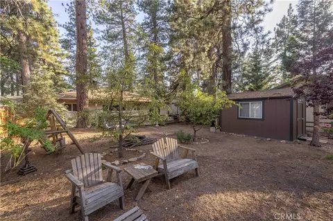 Exterior - 39180 Peak, Big Bear Lake, CA 92315 photo 3 of 7