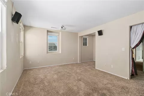 Living - 2879 Eureka Rd, San Jacinto, CA 92582 photo 2 of 3